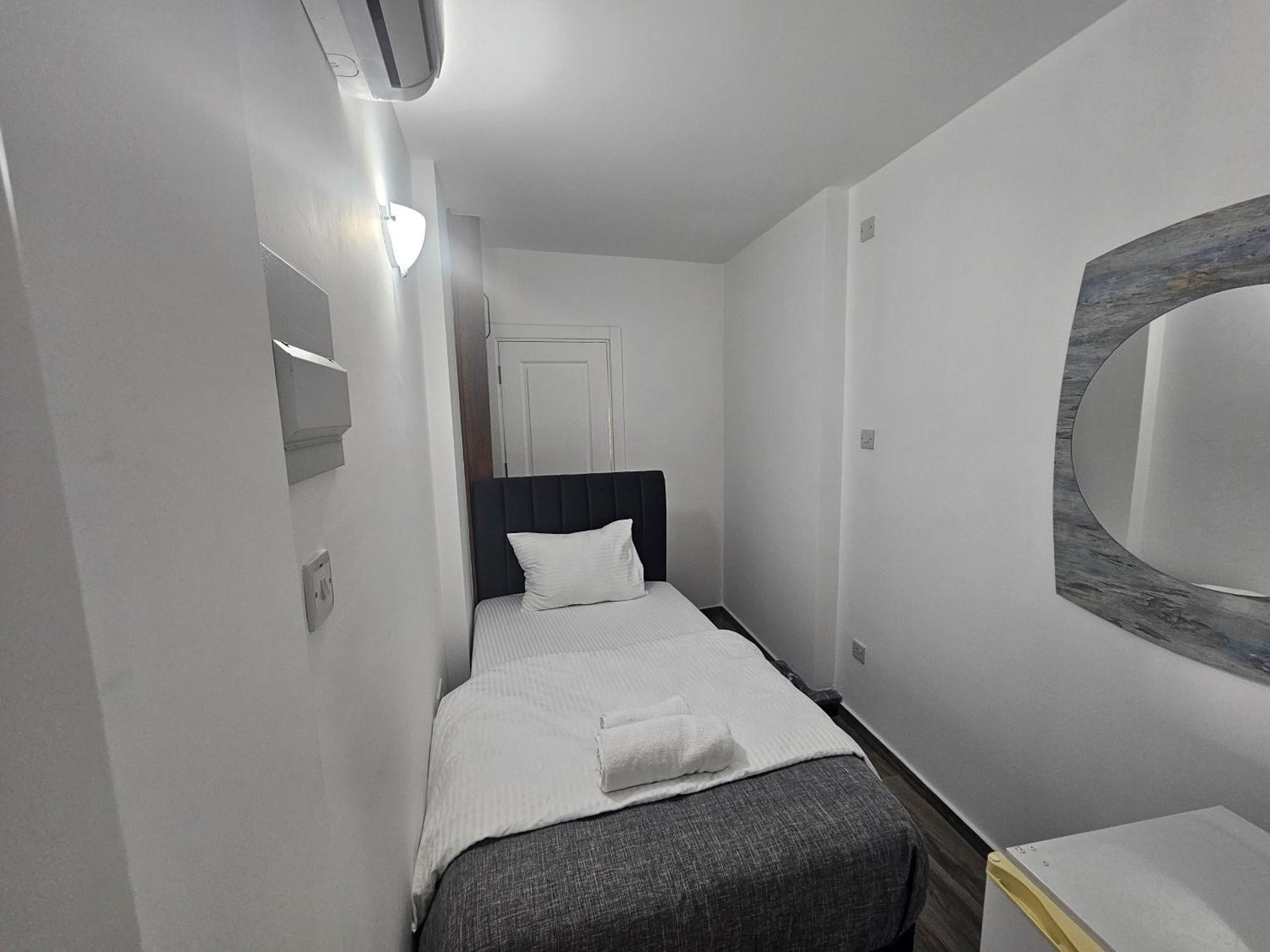 Cyprus Harbour Suites Kirenia Zewnętrze zdjęcie
