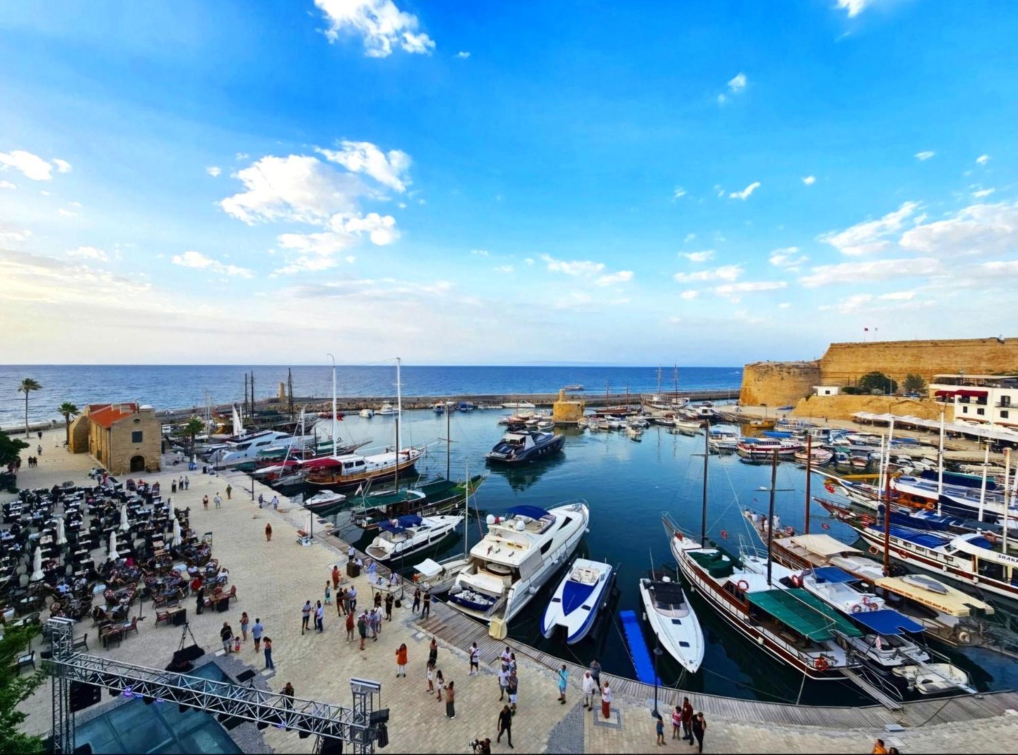 Cyprus Harbour Suites Kirenia Zewnętrze zdjęcie